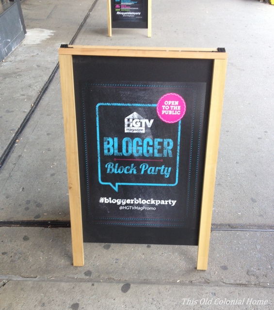 blogger block party welcome sign 
