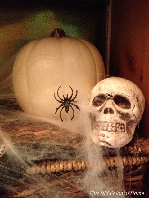 Spooky Halloween decor 