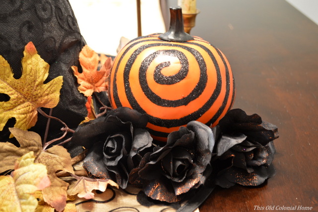 Halloween centerpiece