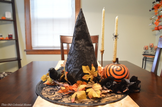 Fun DIY Halloween centerpiece 