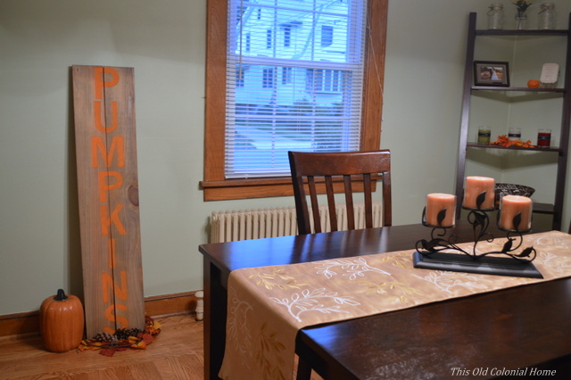 DIY wood pumpkin sign fall decor 