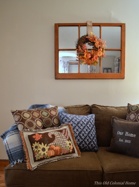 Easy no sew pillow using a placemat