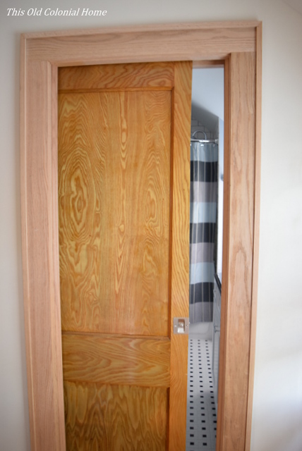 Bathroom pocket door peek