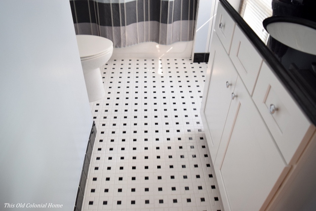 Black and white pinwheel tile