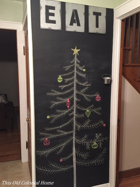 christmas-tree-chalkboard